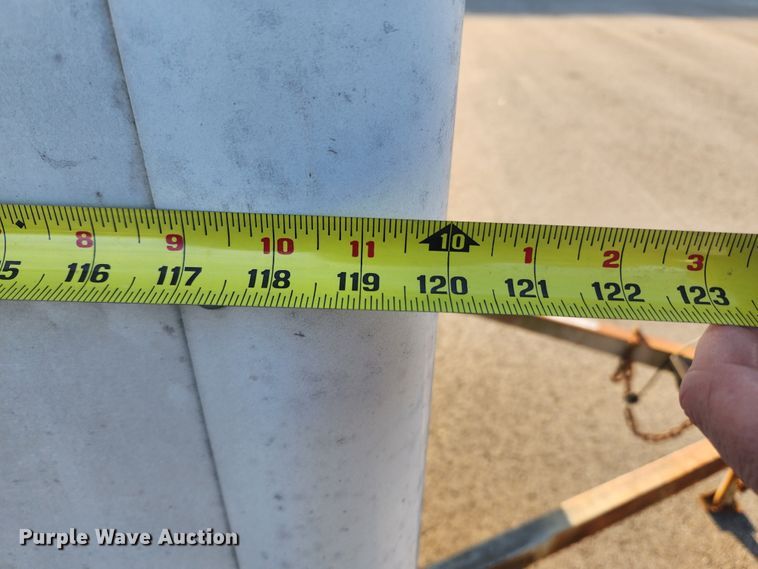 image for item KT9487 2002 Wells Cargo  enclosed cargo trailer