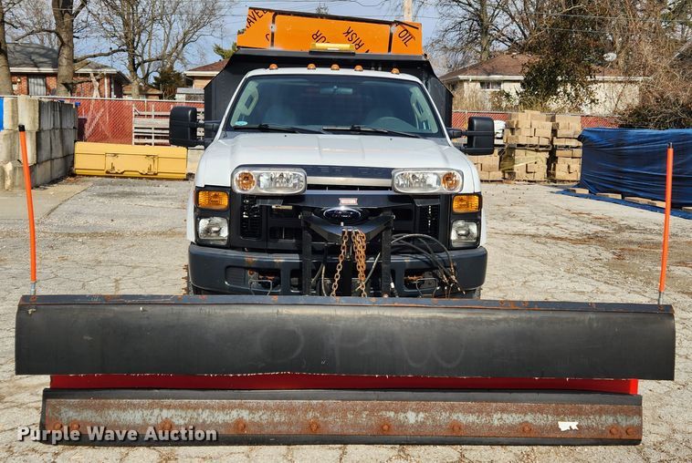 image for item KT9507 2009 Ford F350 Super Duty XL  dump bed pickup truck