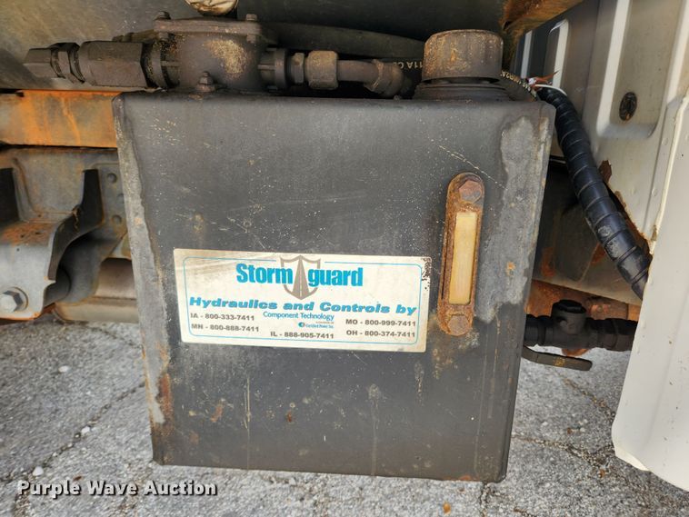 image for item KT9507 2009 Ford F350 Super Duty XL  dump bed pickup truck