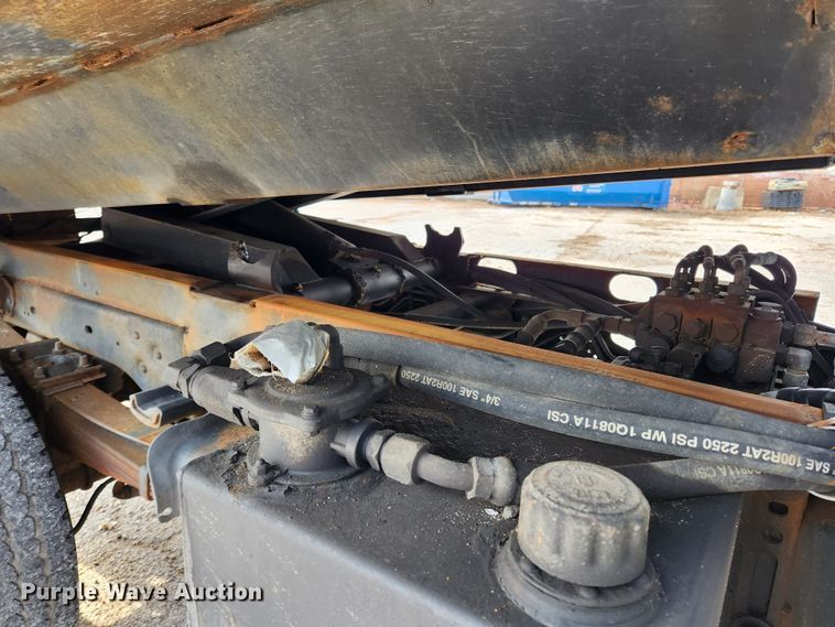 image for item KT9507 2009 Ford F350 Super Duty XL  dump bed pickup truck