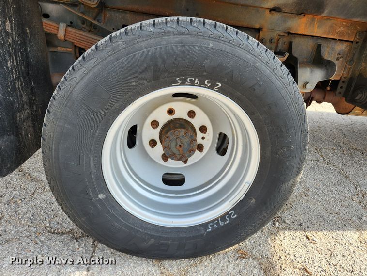 image for item KT9507 2009 Ford F350 Super Duty XL  dump bed pickup truck