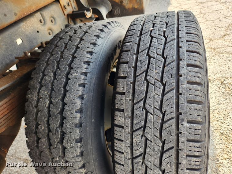 image for item KT9507 2009 Ford F350 Super Duty XL  dump bed pickup truck