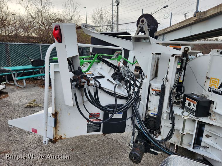 image for item KT9508 2011 Altec DC-1317 HP  wood chipper