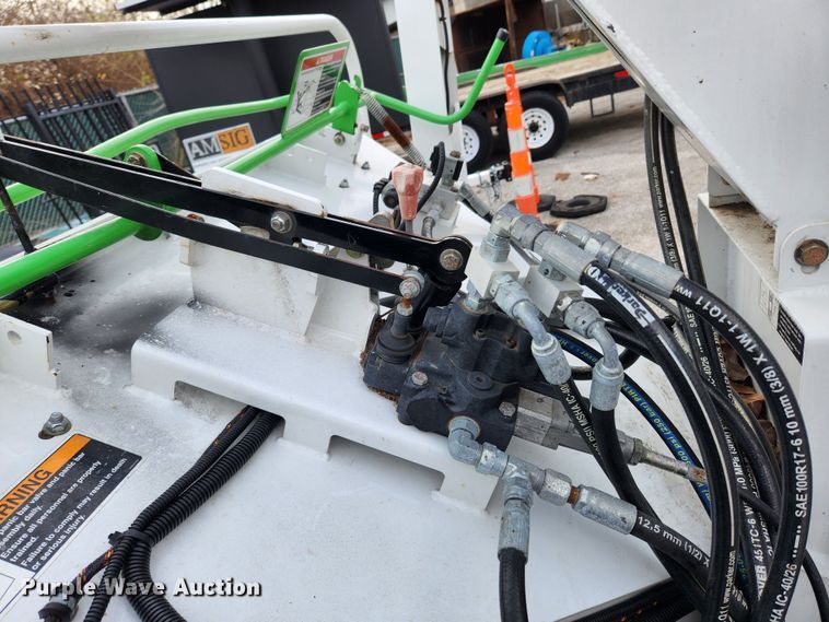 image for item KT9508 2011 Altec DC-1317 HP  wood chipper