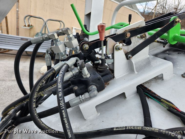 image for item KT9508 2011 Altec DC-1317 HP  wood chipper