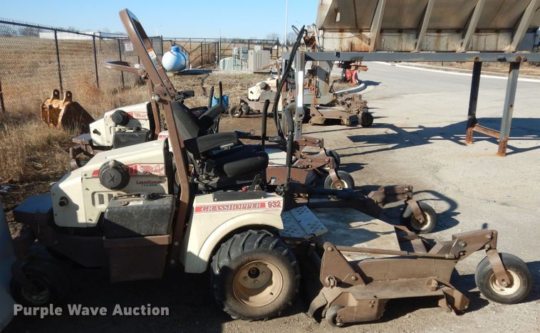 image for item LG9805 Grasshopper 932  ZTR lawn mower