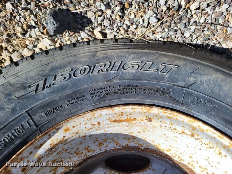 image for item LR9058 1998 Trail King TK20  equipment trailer