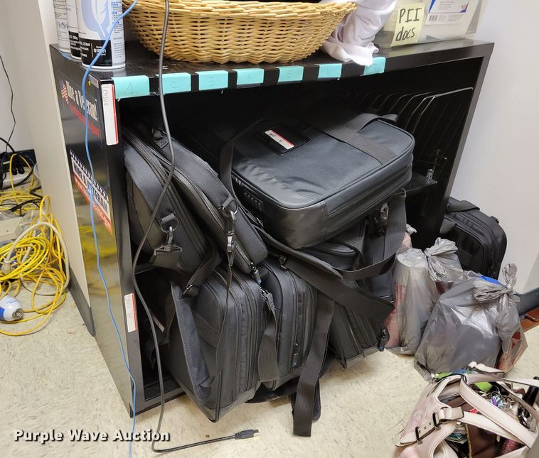 image for item LY9864 Furniture