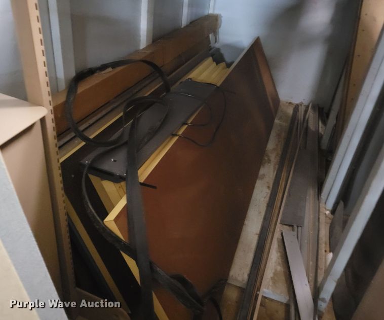 image for item LY9870 Shelving