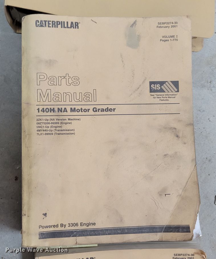 image for item LY9891 Approximately 17 140H motor grader manuals