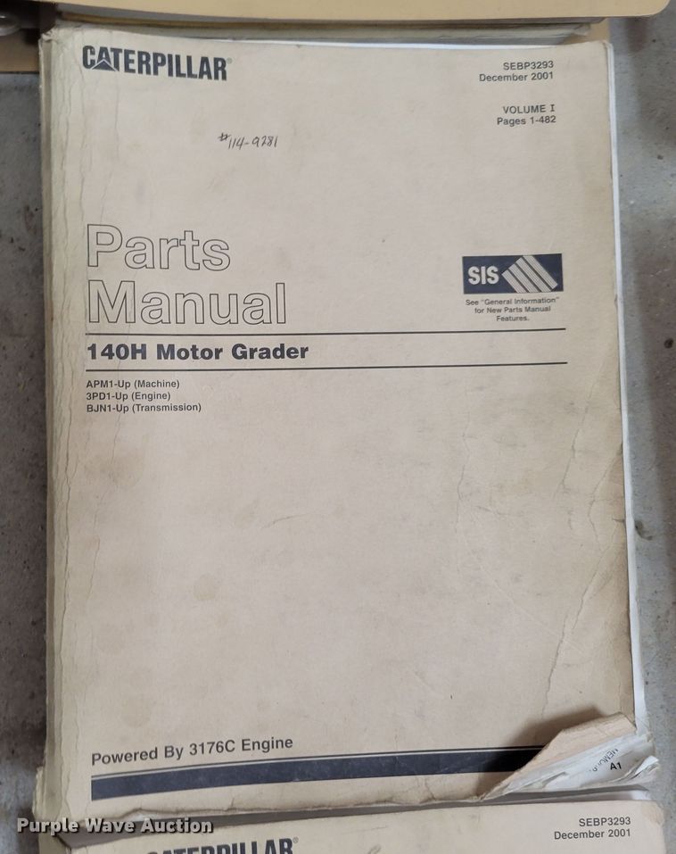 image for item LY9891 Approximately 17 140H motor grader manuals