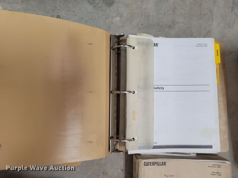 image for item LY9891 Approximately 17 140H motor grader manuals