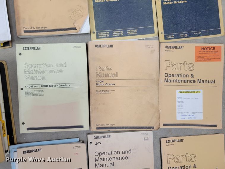 image for item LY9891 Approximately 17 140H motor grader manuals