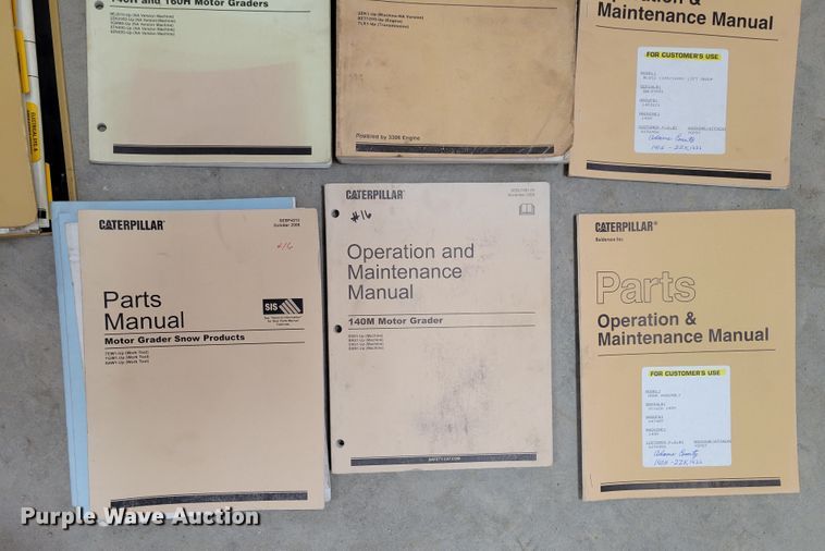 image for item LY9891 Approximately 17 140H motor grader manuals