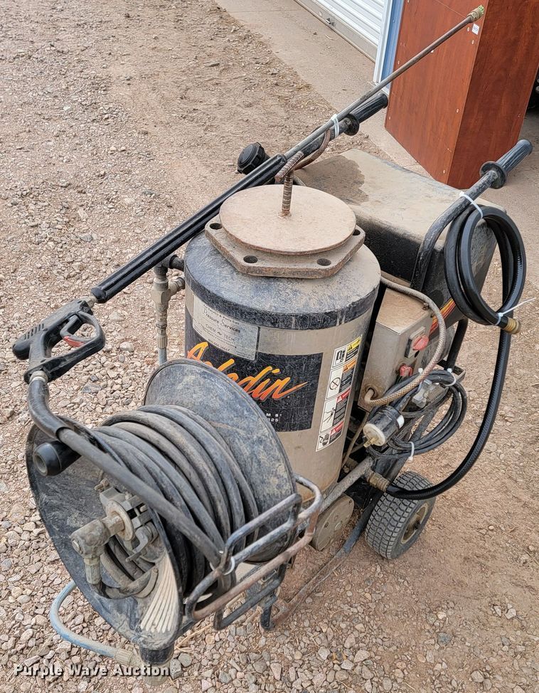 image for item ME9625 Aladin  pressure washer