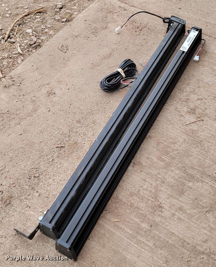 image for item ME9630 (2) light bars