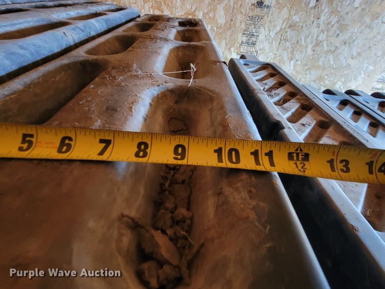 image for item ME9632 Approximately 78 pieces of playground border