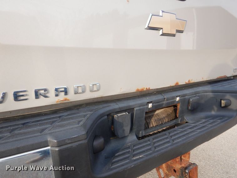 image for item MJ9907 2008 Chevrolet Silverado 1500 LT  Ext. Cab pickup truck