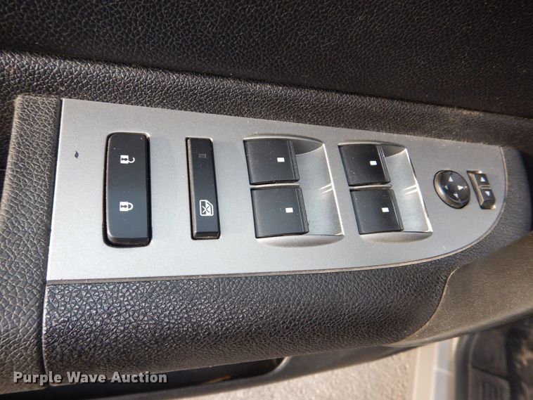 image for item MJ9907 2008 Chevrolet Silverado 1500 LT  Ext. Cab pickup truck