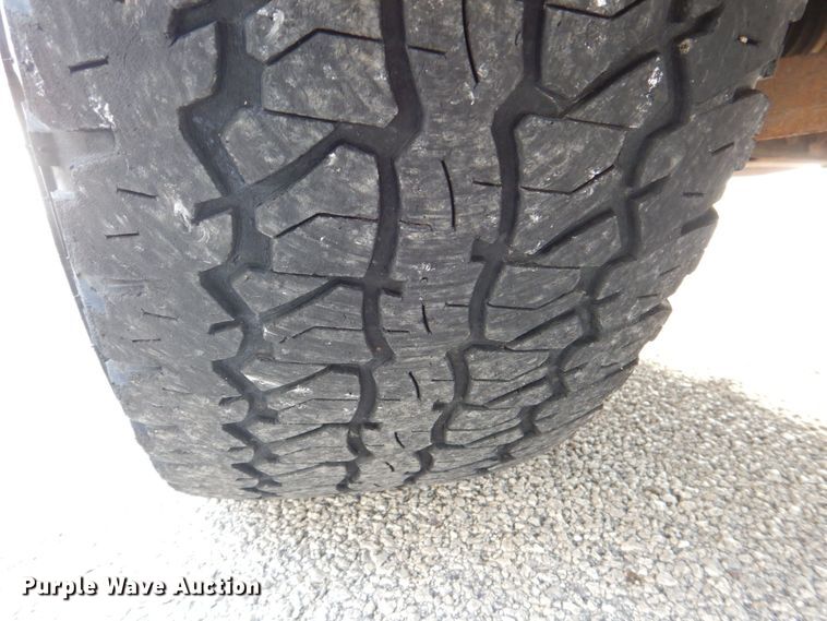 image for item MJ9907 2008 Chevrolet Silverado 1500 LT  Ext. Cab pickup truck