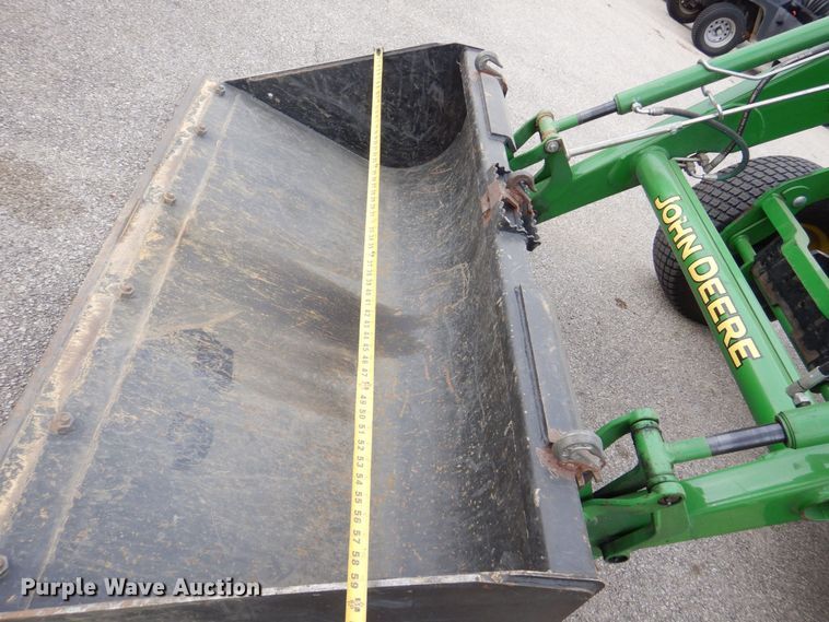 image for item MJ9912 2008 John Deere 4120  MFWD tractor