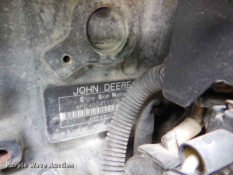 image for item MJ9912 2008 John Deere 4120  MFWD tractor