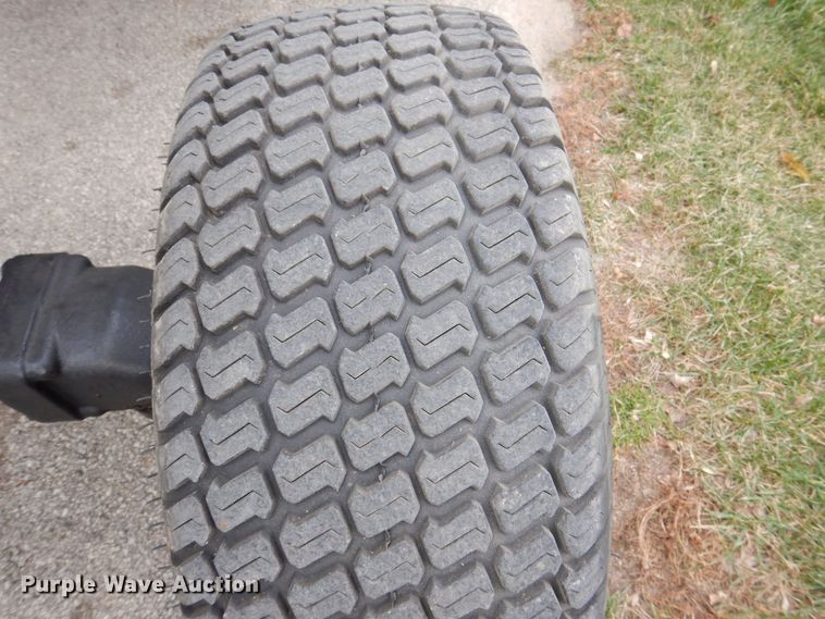 image for item MJ9912 2008 John Deere 4120  MFWD tractor