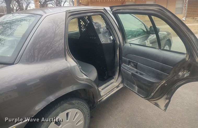 image for item MM9905 2008 Ford Crown Victoria Police Interceptor