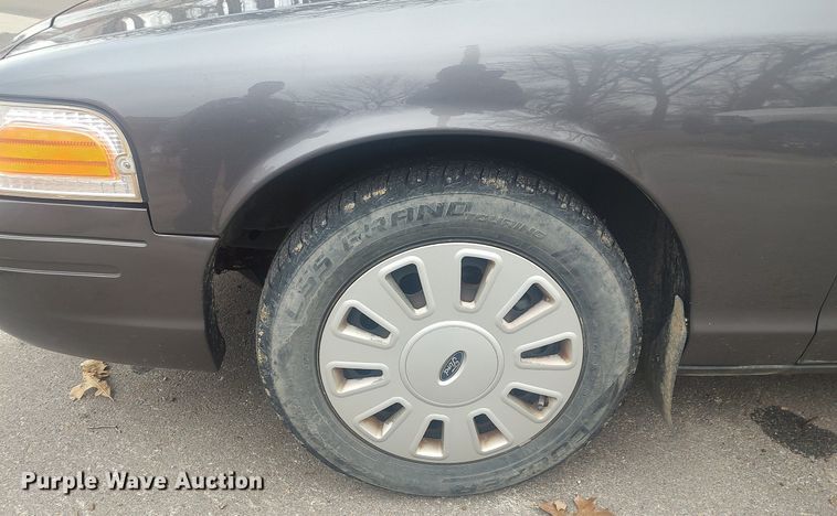 image for item MM9905 2008 Ford Crown Victoria Police Interceptor