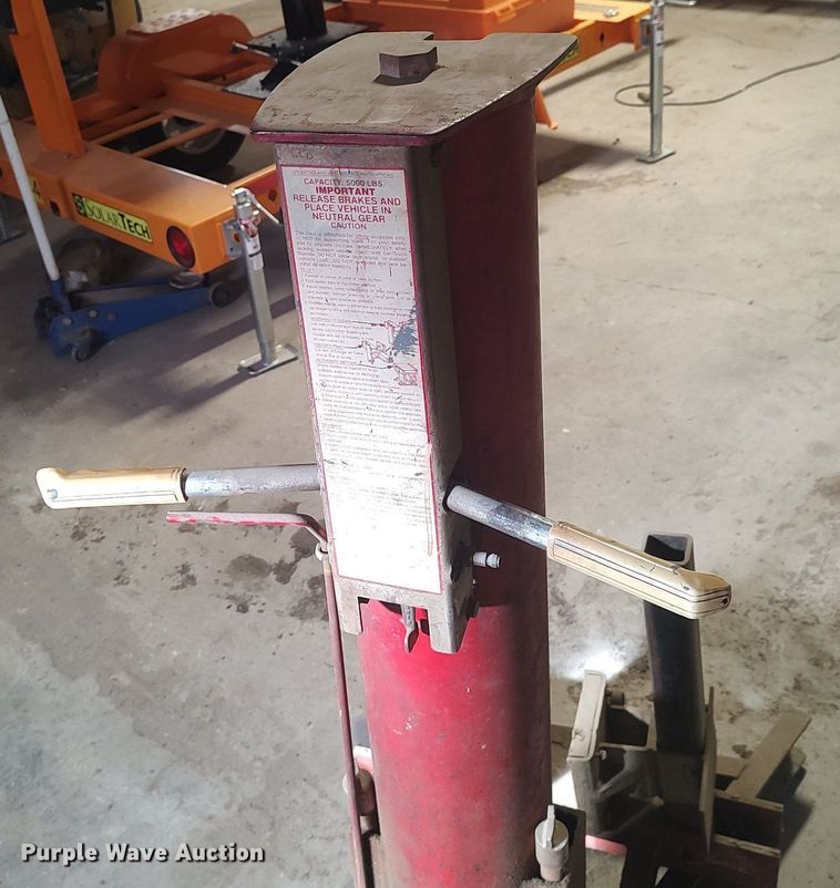 image for item MM9909 Blackhawk  jack