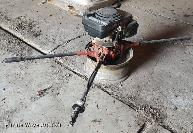 image for item MM9912 General 330H  post hole digger