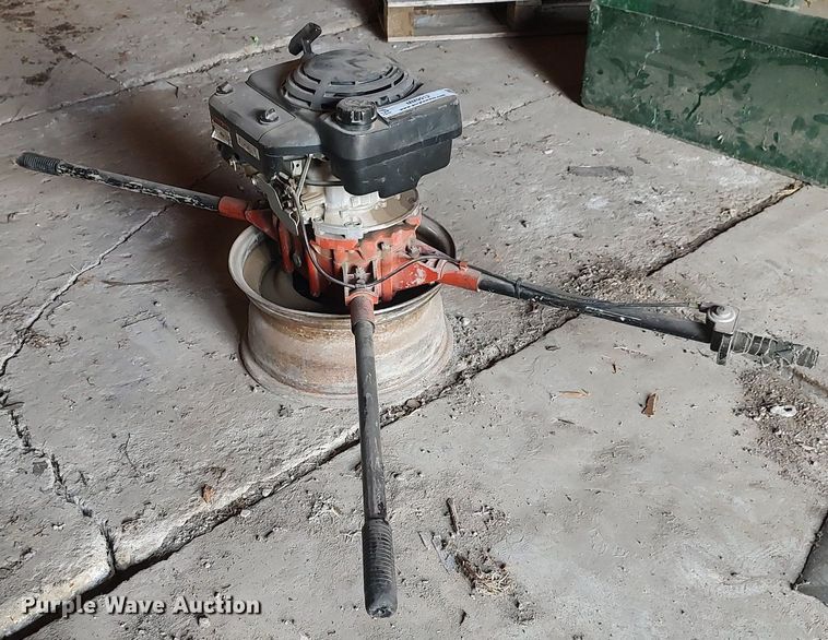 image for item MM9912 General 330H  post hole digger