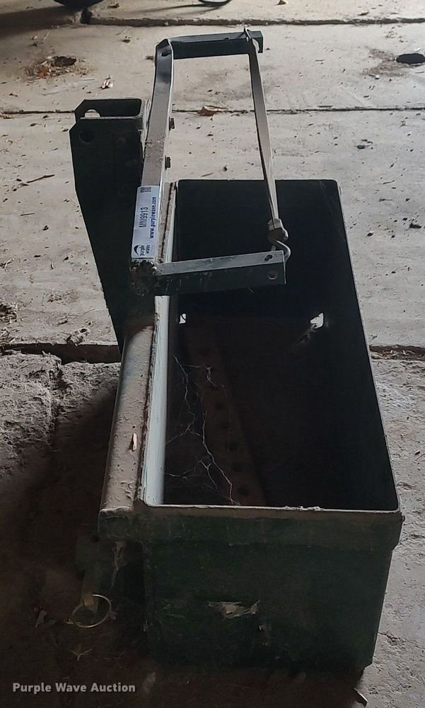 image for item MM9913 Three point tool carrier