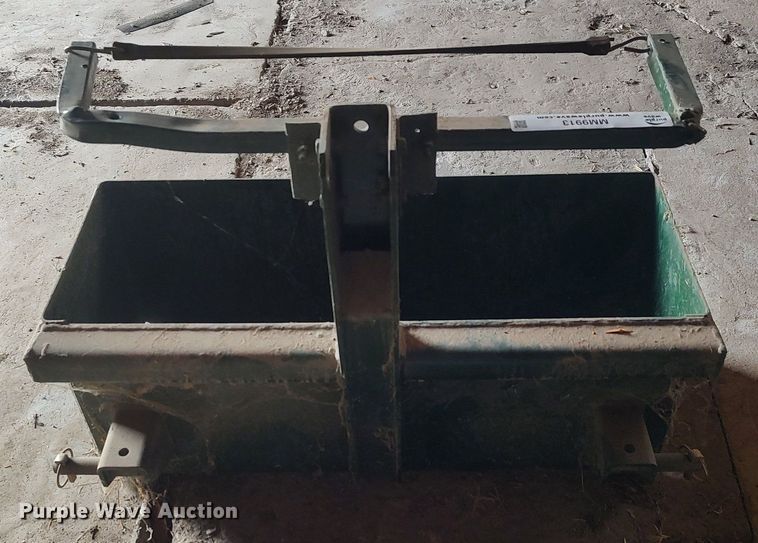 image for item MM9913 Three point tool carrier