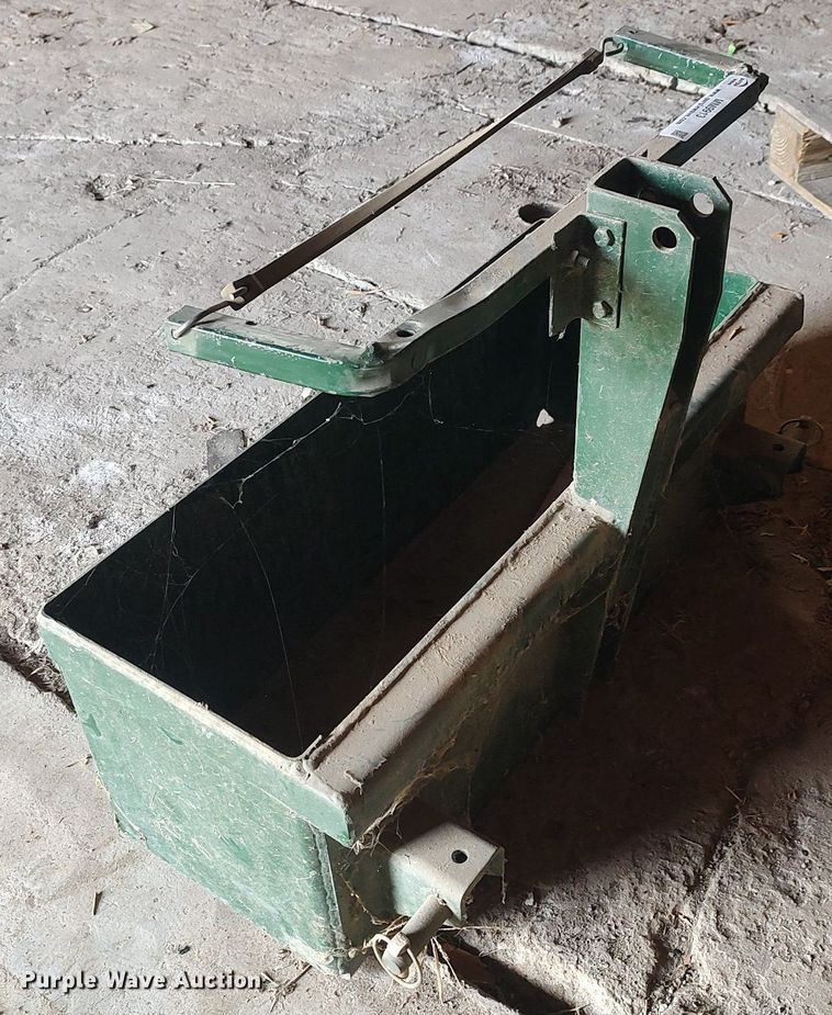 image for item MM9913 Three point tool carrier