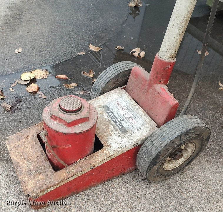 image for item MM9915 Blackhawk 67415  pneumatic jack