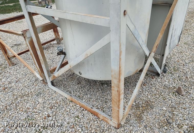 image for item MM9917 Oil circuit breaker