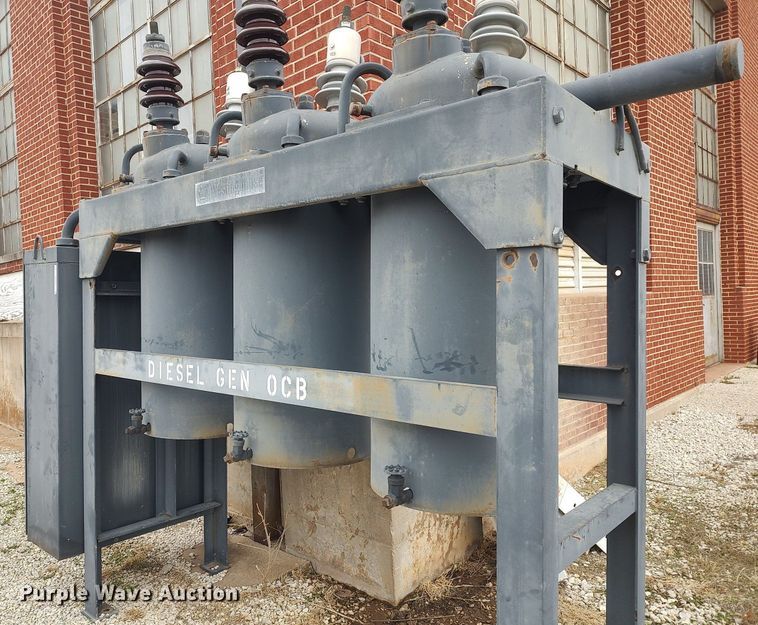 image for item MM9918 Oil circuit breaker