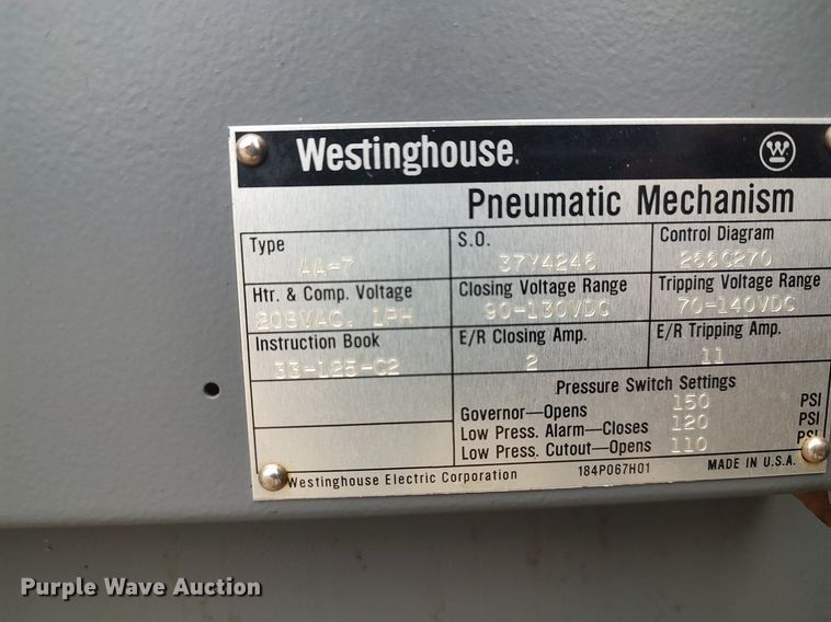 image for item MM9918 Oil circuit breaker