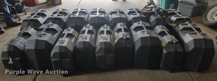 image for item MM9925 SCBA tanks and airpacks