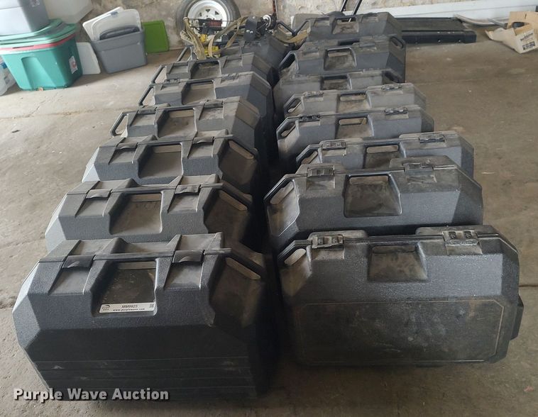 image for item MM9925 SCBA tanks and airpacks