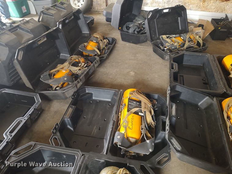 image for item MM9925 SCBA tanks and airpacks