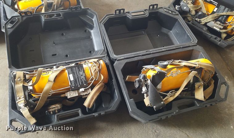image for item MM9925 SCBA tanks and airpacks