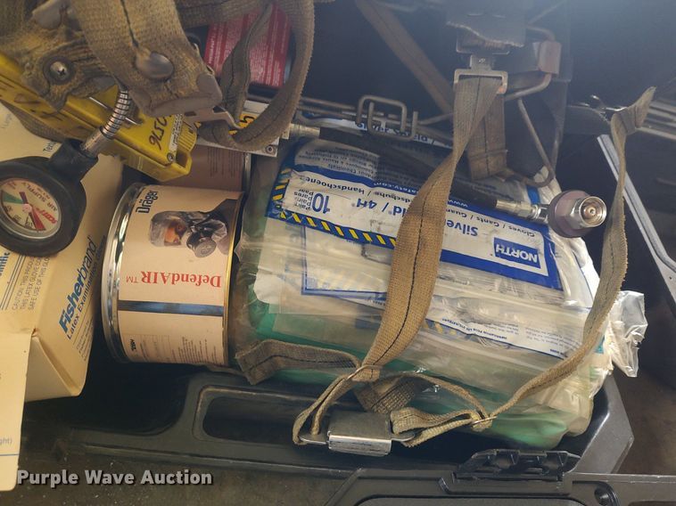 image for item MM9925 SCBA tanks and airpacks