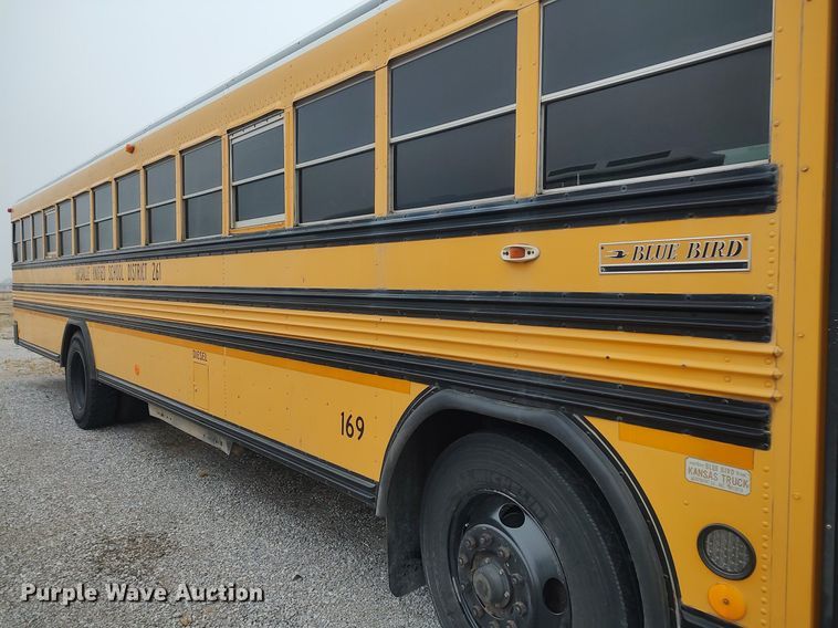 image for item MM9932 1998 Blue Bird TC2000  school bus