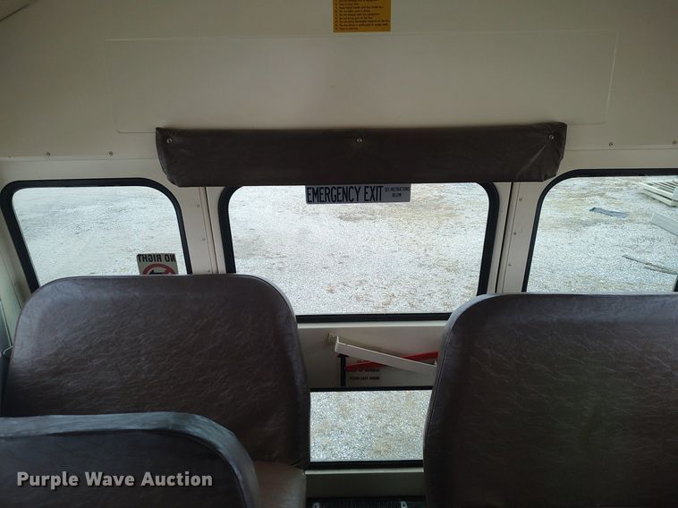 image for item MM9932 1998 Blue Bird TC2000  school bus