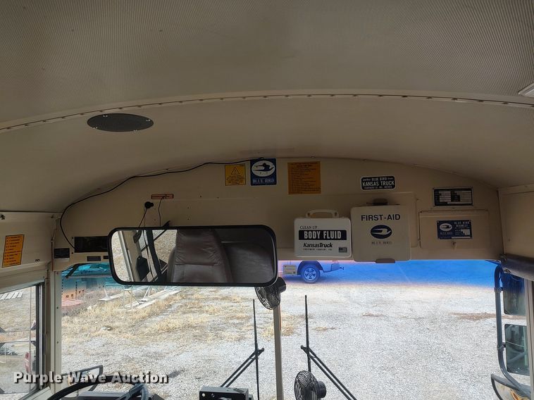 image for item MM9932 1998 Blue Bird TC2000  school bus