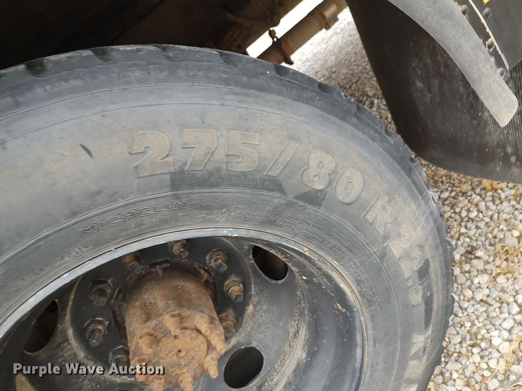 image for item MM9932 1998 Blue Bird TC2000  school bus