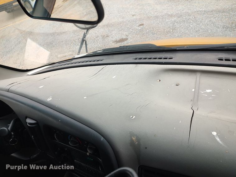 image for item MM9934 1998 Chevrolet Express G3500  school bus