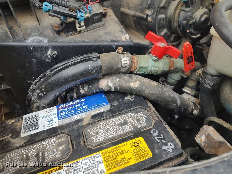 image for item MM9934 1998 Chevrolet Express G3500  school bus